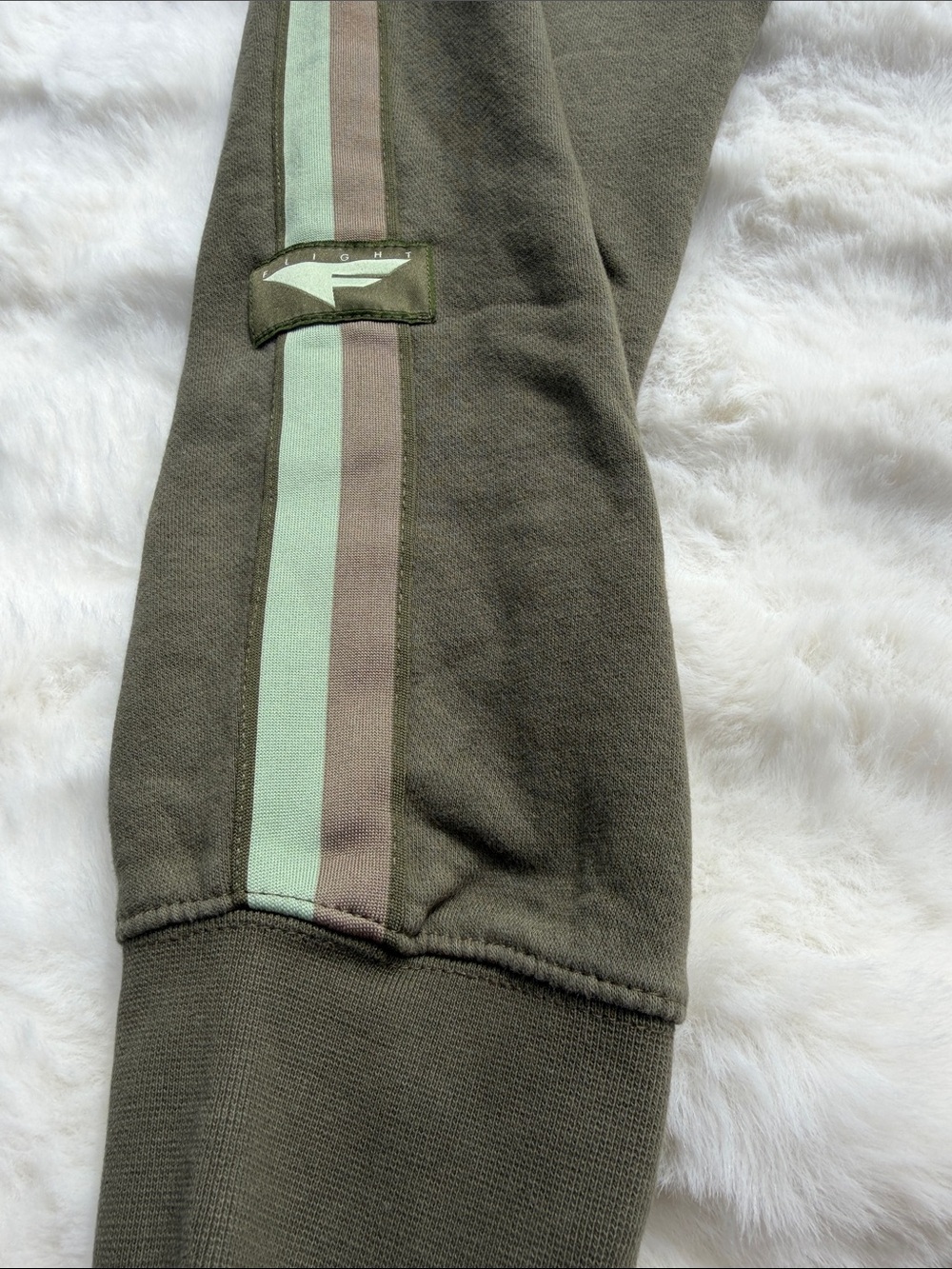 Nike stories Flight olive green sweatpant joggers small - Picture 5 of 10